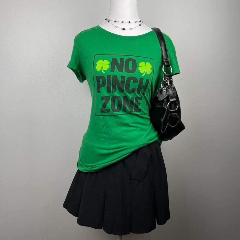 VTG Y2K Slogan Graphic Tee Green Irish Shamrock Large St‎ Patrick Preppy 00s